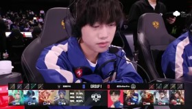 王者荣耀皮肤盛宴：妲己新皮肤登场，蔡文姬限定皮肤上线，支持皮肤碎片兑换与限时点券优惠